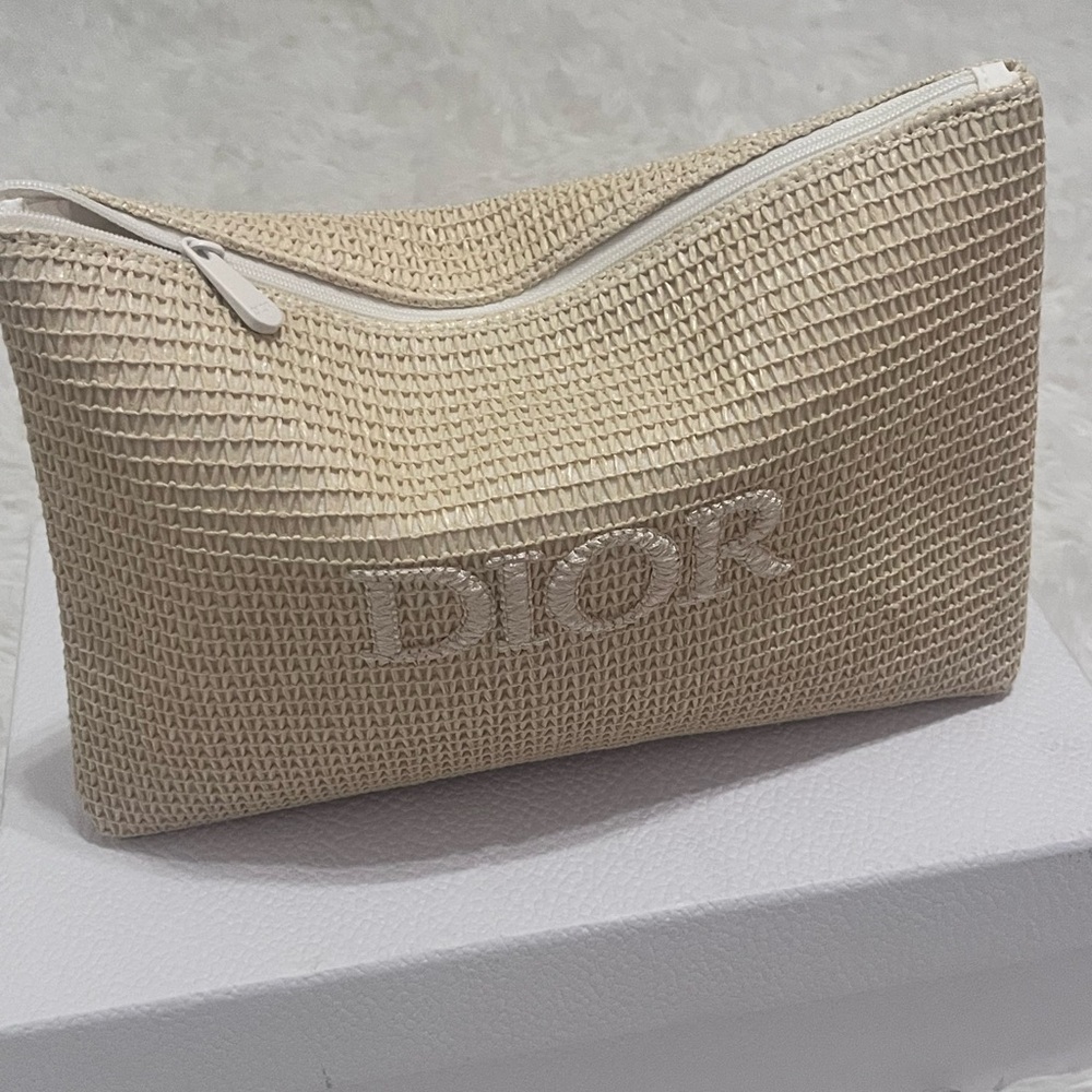 Dior Raffia Straw Makeup/Cosmetic Pouch Bag - Picture 4 of 11